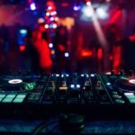 DJs