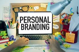 Building Your Authentic Personal Brand as a Social Media Marketer