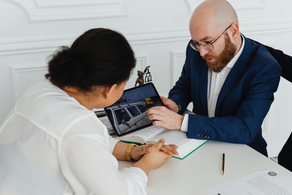How to Avoid Lowball Offers From Insurance Companies After a Crash: Car Accident Lawyer Brooklyn Explains
