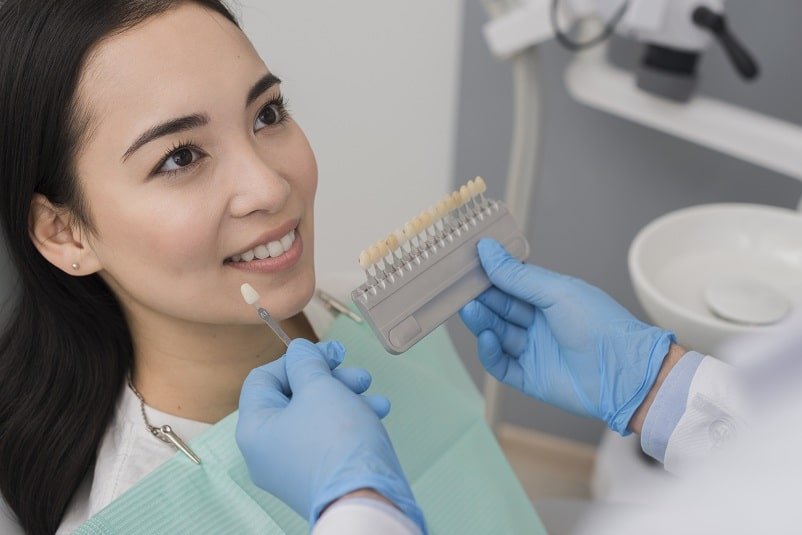 7 Factors That Influence Which Cosmetic Dental Treatment Fits A Family Member Best